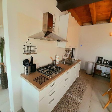 Les Amis Apartment Peschiera del Garda Exterior photo